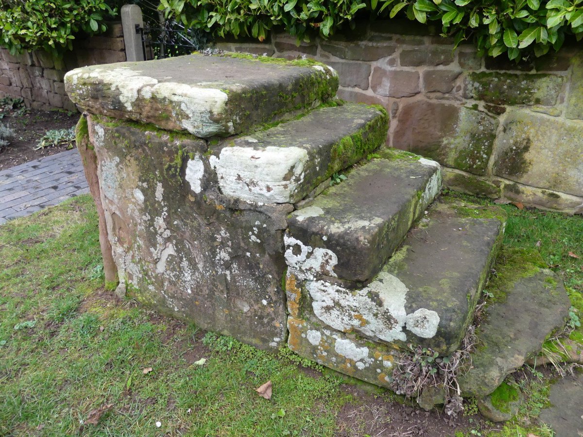 CarolineIrwin3's tweet photo. St Laurence, Meriden. Sandstone mounting block in the second photo just outside the churchyard. Well worth a further visit (think it may be open Sunday p.m. summer?) #Churches #churchcrawling #WeatherinChurches https://t.co/7Ikc2x2aCS