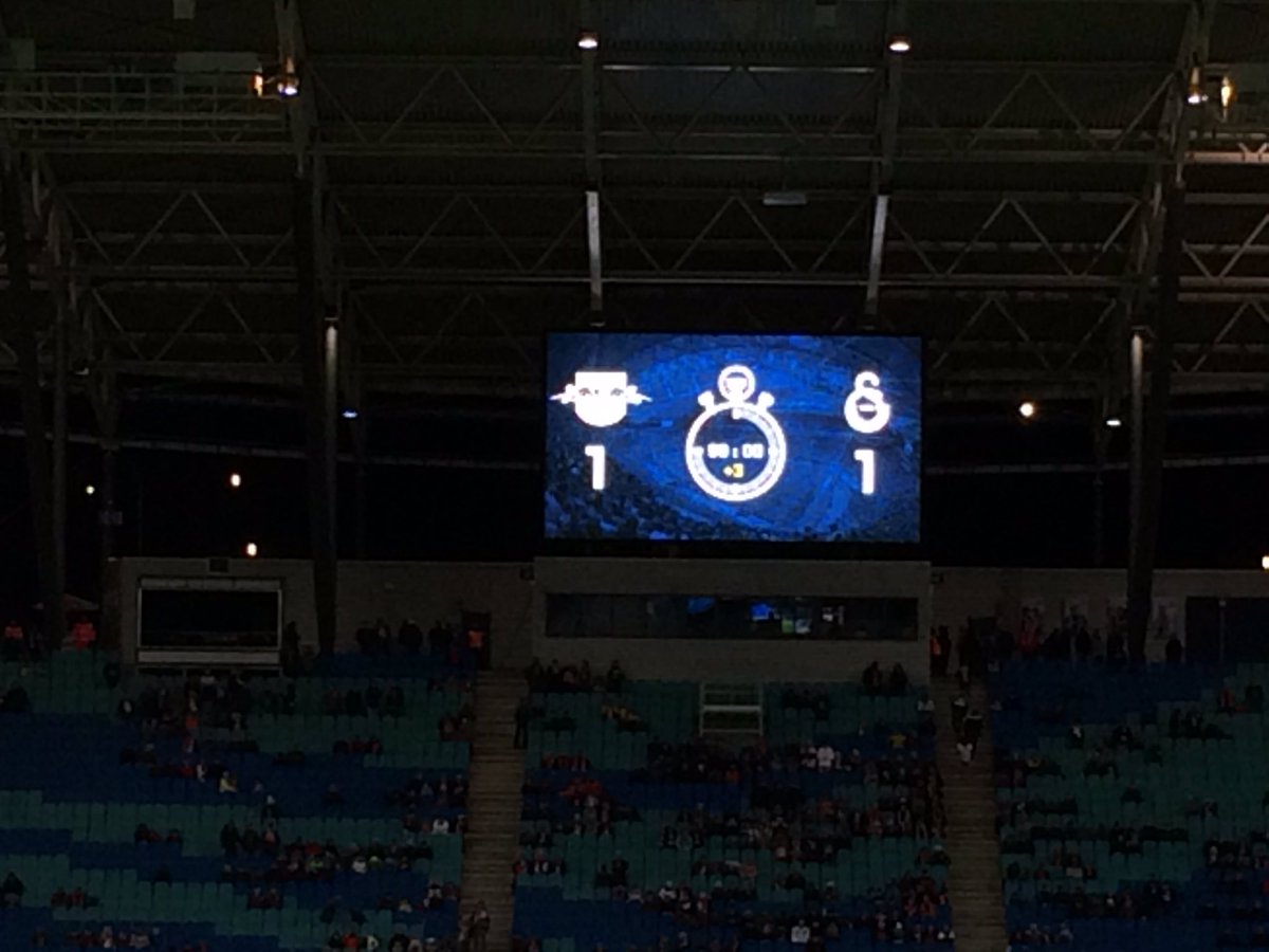 HenzeJens's tweet photo. #RBLgs Endstand 1:1 https://t.co/AtWKZvPMof