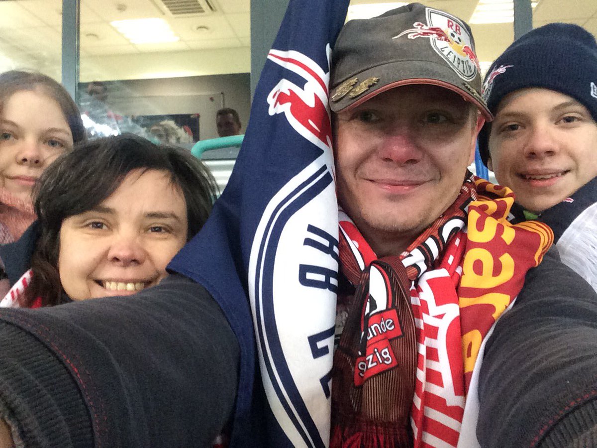 HenzeJens's tweet photo. #RBLgs Endstand 1:1 https://t.co/AtWKZvPMof