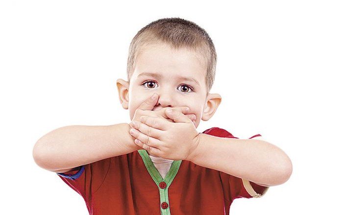 Сотовый телефон для детей. Ребенок. Учить детей говорить нет. Непослушный ребенок. Ребенок молчит.