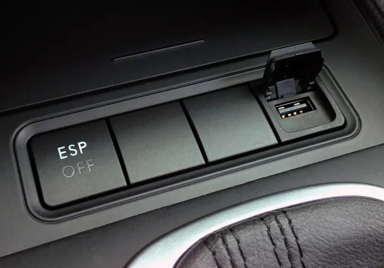 ECSTuning's tweet photo. Double Apex USB passthrough and more for your Volkswagen!

https://t.co/ZG4Q5UCyXy

#ecstuning #ecs #doubleapex #volkswagen #vw #vwvortex https://t.co/QGmBchxxOU