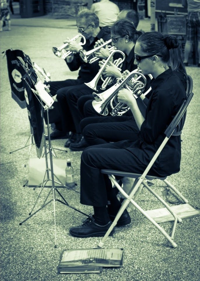 sheffieldchap's tweet photo. @whitwellbrass I came across these photos of your band taken at bolsover castle in July 2014 https://t.co/vTerJdaCrf