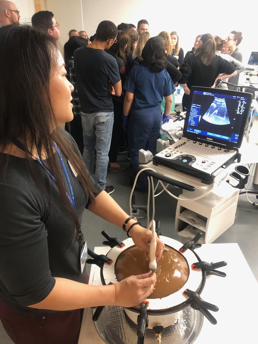 Chialing_NC's tweet image. Finally get to play with the #simulation model. Stick the needle in the straw! #simed is fun! Plus need to give a shout out to state of the art Vagelos Ed Center. #practicewhatyoupreach #maternalfetalmedicine #meded ⁦@ColumbiaWomens⁩ ⁦@ColumbiaMed⁩