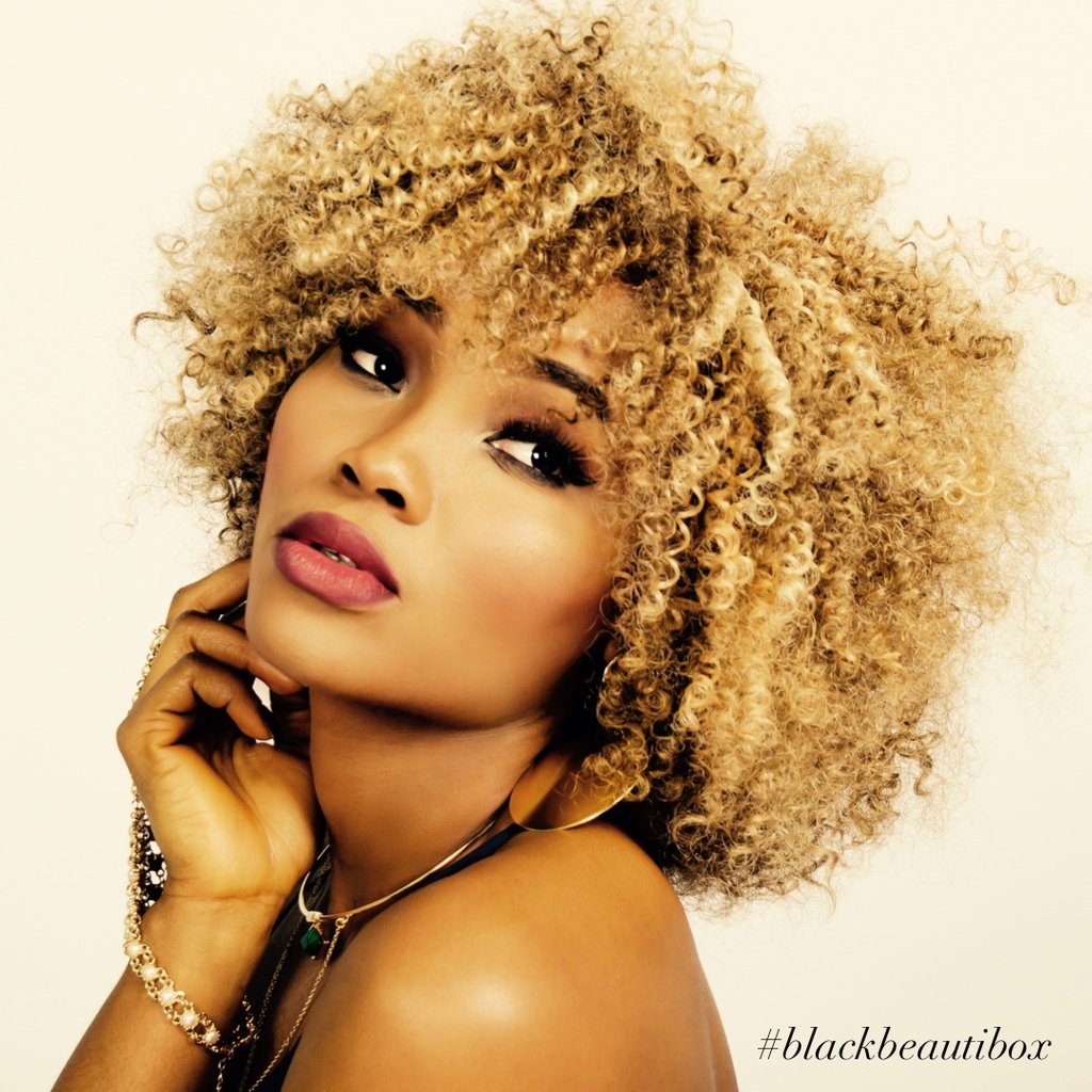 blackbeautibox's tweet photo. Color + Curls! 😘
✨✨
.
Color + Luxury #Curly, #Kinky and #NaturalHair #Clipins & #Extensions = A Quick New Look! High quality 100% #HumanHair - #Color #Curls #Twist #CrownBraid #Bantuknot - the possibilities are endless!
#SlayEveryDay #BlackBeautiBox #ImaBeauti https://t.co/wkaIRb5VB3