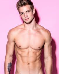 diangeloeric's tweet photo. Eric Di Angelo
27 años
Modelo, fotógrafo y monitor de gimnasio
#SexRol #BiRol
No soy nuevo roleando
Dame un rt, un mg o hablame por MD. Seguro que nos llevaremos muy bien. https://t.co/9UjArZz5uO