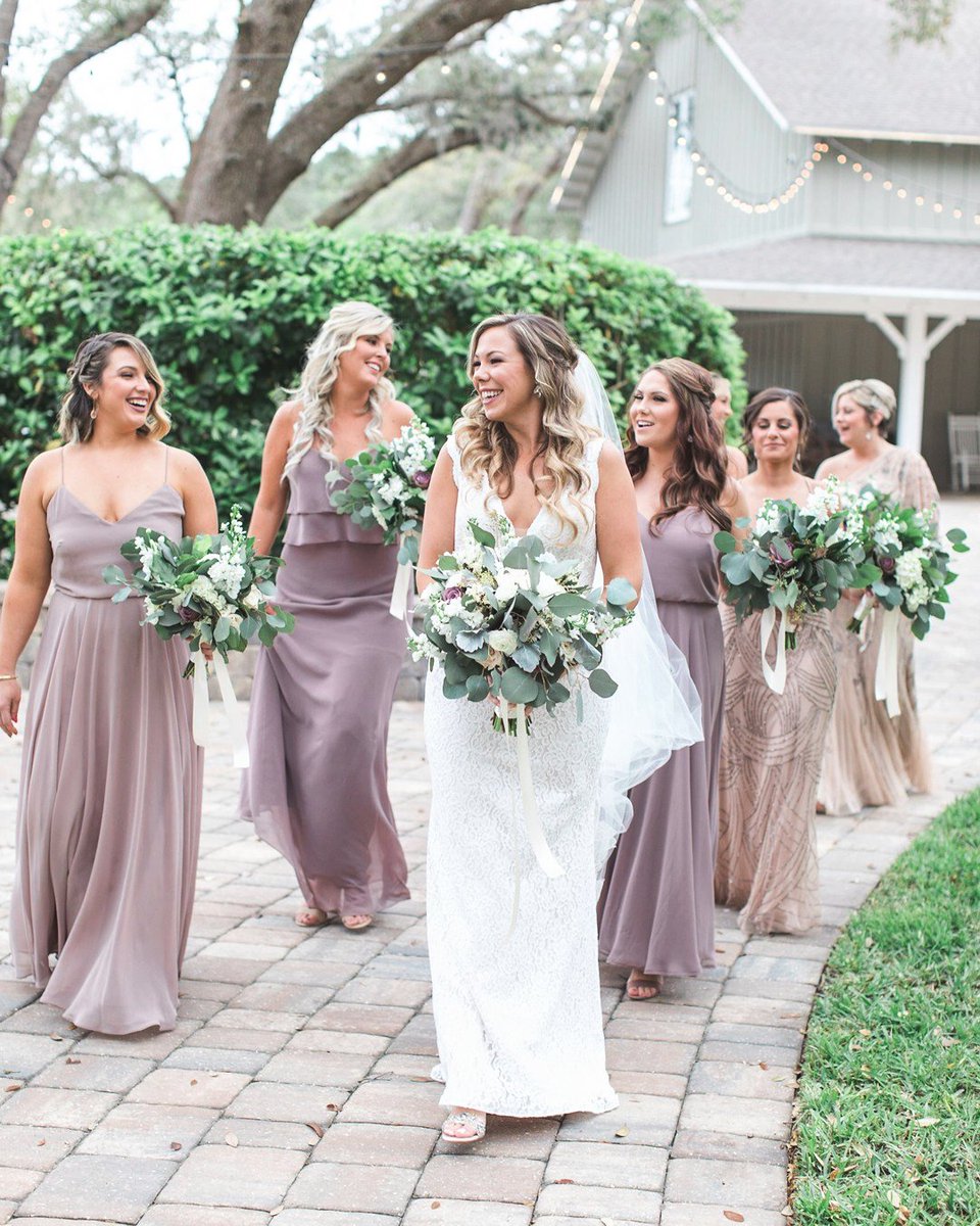 MikaellaBridal's tweet photo. • When your bridal squad has your back 💞 •
-
📷: @thecopperlens
-
#MikaellaBridal #lace #Style2016 #weddingdress #weddinggown #wedding #weddingday #love #fitandflare #weddinginspo #bride #weddinginspiration #weddingphotography #weddingideas #engaged #bridetobe #weddings https://t.co/zVgbcGZ9i7