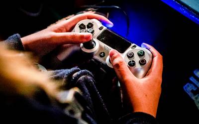 ED_voetbal's tweet photo. Nieuwe hoek voor e-sports moet jongeren na wedstrijd bij Sparta’25 houden https://t.co/KO5yQ8o7Lh https://t.co/oycncYdCJa