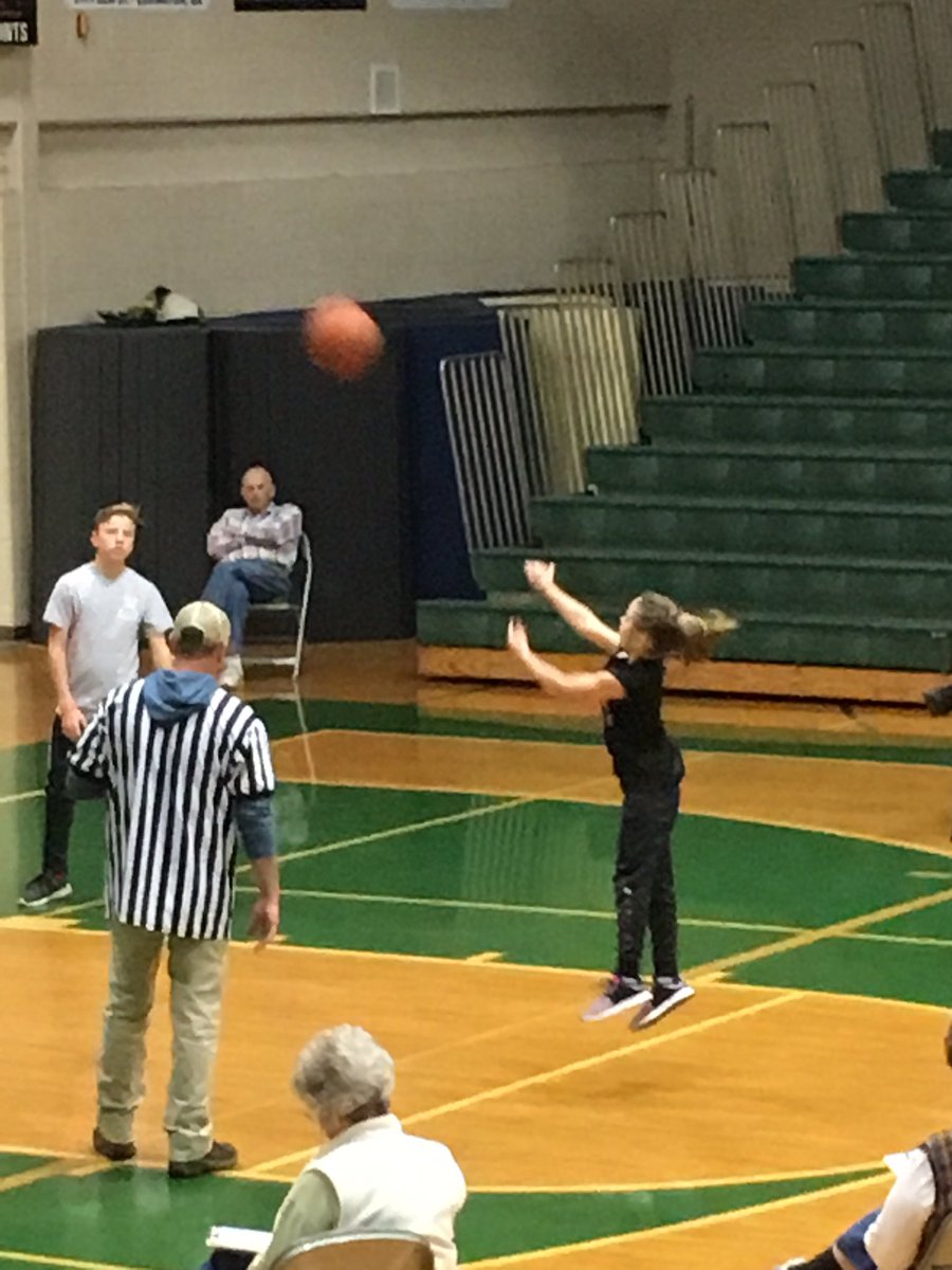 rpespe1's tweet image. Elks Hoop Shoot 1st place 10-11 Boys and 2nd place 10-11 Girls! Way to go RPES!
#ncssbebethebest #cougarstrong  #RPESrocks