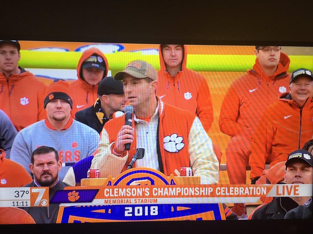 SDH4heart's tweet photo. Honestly I think if Dabo Swinney @ClemsonFB became a Couples Counselor, there would be much less Separation & Divorce and more Faith Family Friends and Fun in this world. But for now...Coaching Clemson Football 🏈 is great with me 😉 #LoveClemson ❤️ #ThanksfortheLessons #ALLIN https://t.co/1wyYfwWKTz