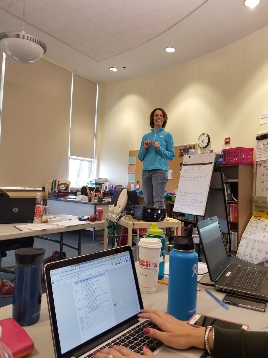 A little oh, captain, my captain moment.😂💕❤ So thrilled to have you as a leader. Thanks for all you do! <a href="/bmaurao/">Brenda Maurao</a>