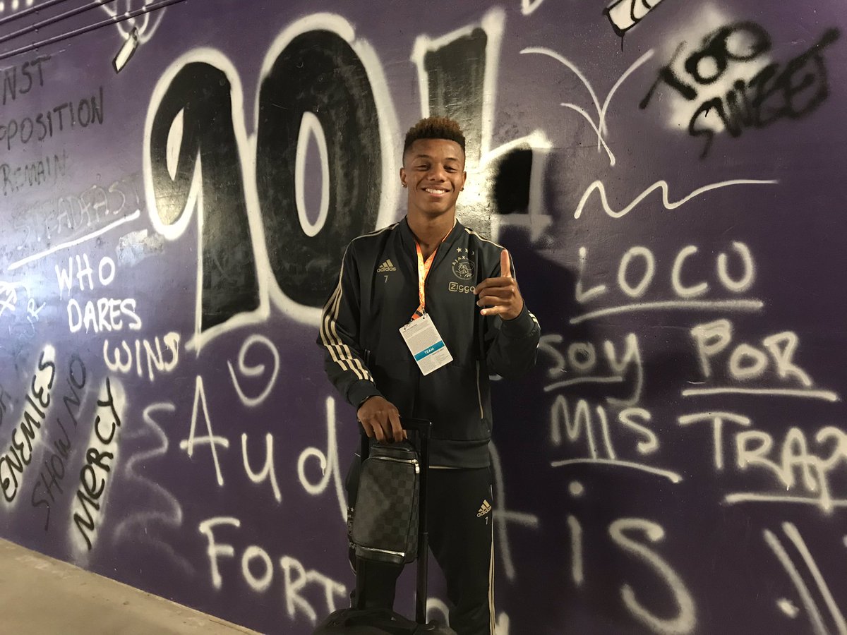 SaoPauloFC's tweet image. Os caras (@AFCAjax) também chegaram 👀

#TricolorNosEUA 🇾🇪🇺🇸
#FloridaCup #ReadyForUniversal