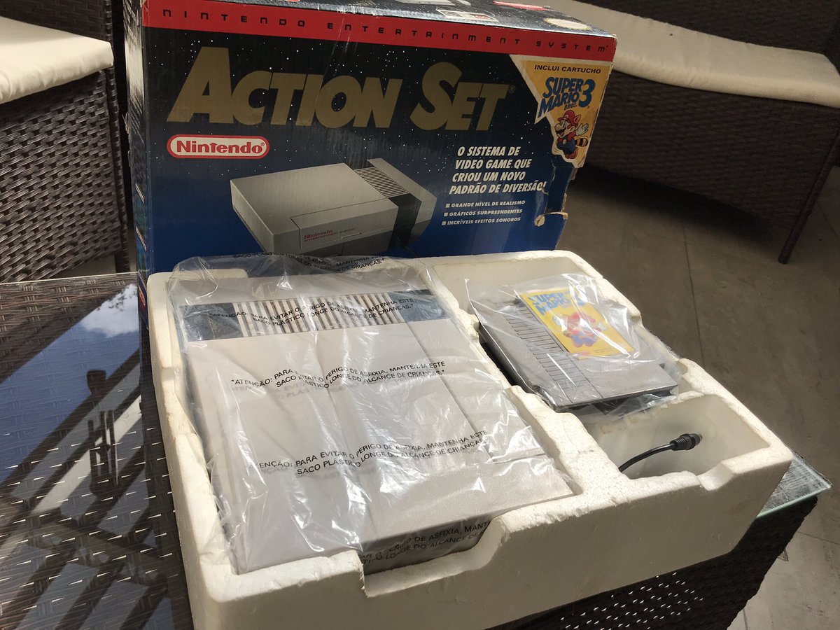 Betão Hightower (@hightowerbranco) on Twitter photo Hoje provavelmente consegui o item que mais esperava em minha coleção. Um NES nacional da <a href="/Playtronic1/">Playtronic Games</a> completo e em condições de novo.
Obrigado <a href="/CasaDoVideogame/">A Casa do Videogame</a> por me ajudar a realizar um grande sonho! Hoje provavelmente consegui o item que mais esperava em minha coleção. Um NES nacional da <a href="/Playtronic1/">Playtronic Games</a> completo e em condições de novo.
Obrigado <a href="/CasaDoVideogame/">A Casa do Videogame</a> por me ajudar a realizar um grande sonho!