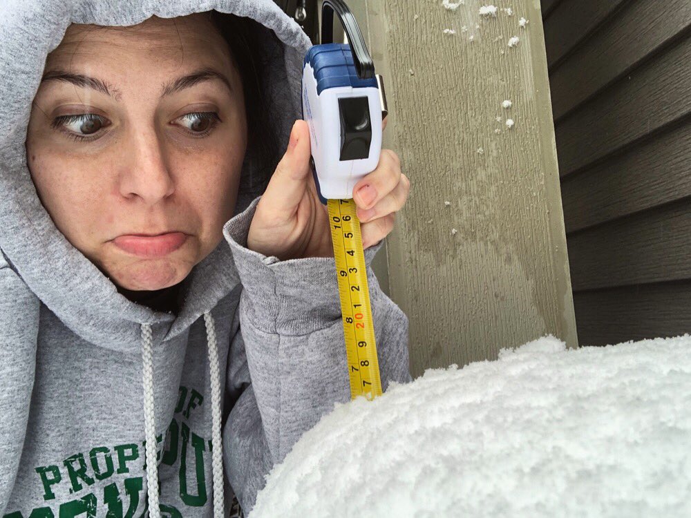 997themix's tweet photo. My trash can in Jerome says we got about 7 inches of snow. What about you? -Taylor ❄️
#snomg217 #snow #winterstormgia #ThingsNotToLick #snowday https://t.co/Infdk68bt9