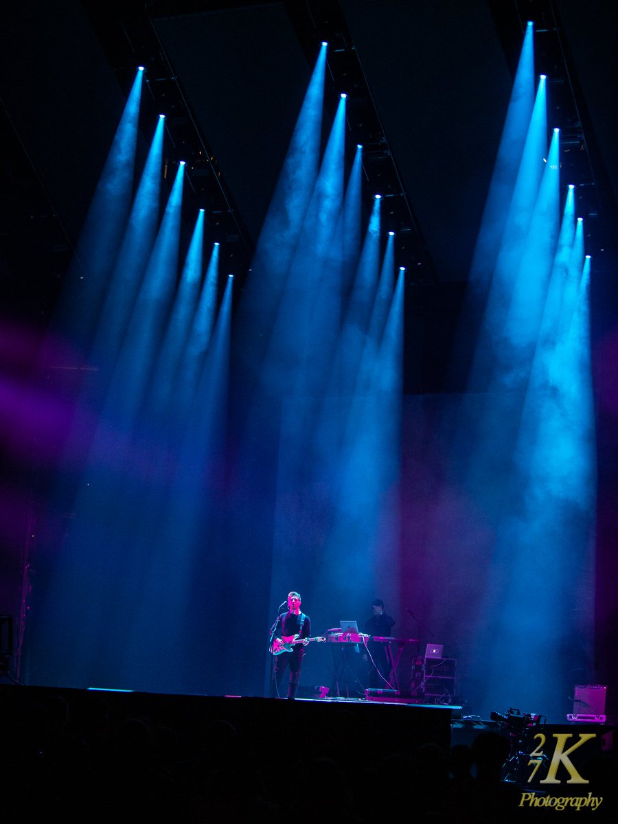 ConnersJim's tweet photo. #TwoFeet opening for Panic! at the Disco in #BuffaloNY 

Full set of pics at https://t.co/VrZPkc9Z1s
Coverage for @Altbuffalo 

@TwoFeetMusic @KeyBankCtr https://t.co/9DBRR1gp5L