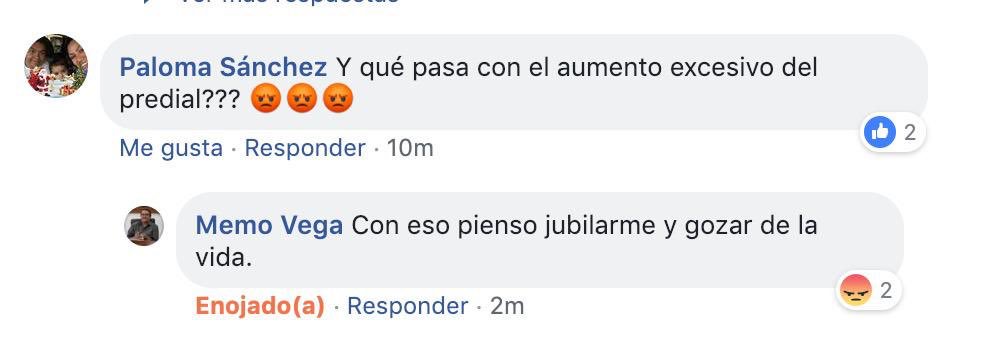 tuinfluencer's tweet photo. PRESIDENTE MUNICIPAL SE BURLA DE QUERÉTANOS

En Facebook, el presidente municipal de San Juan del Río Guillermo Vega Guerrero, publica acerca de la escasez de gasolina, algunos ciudadanos expresaron su inconformidad pero él les responde de manera grosera y humillante
RT POR FAVOR https://t.co/zQbIDJF7El