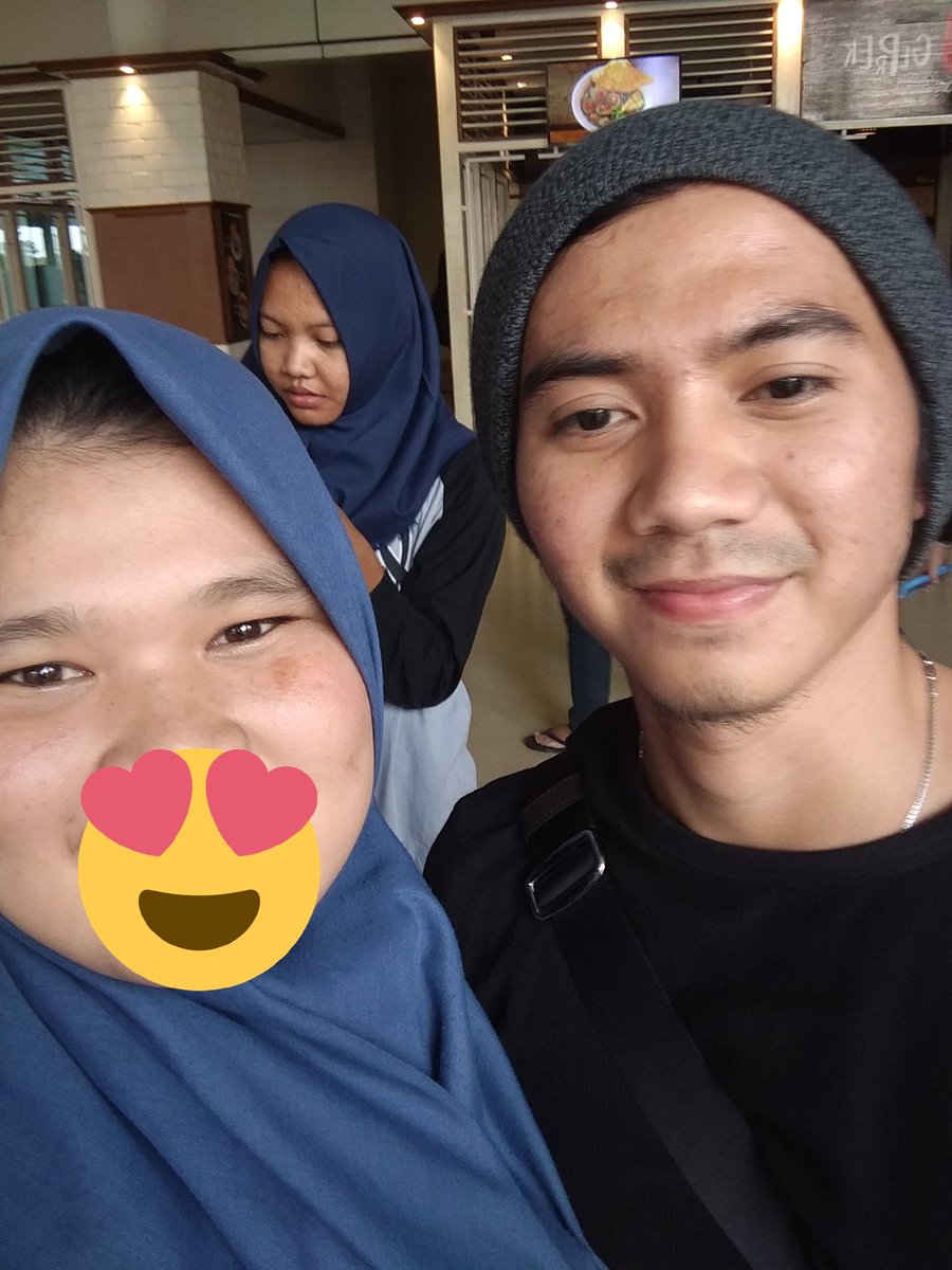 alhamdulillah akhirnya ktemu mreka my idola <a href="/DA2_Rizki/">Rizki 2{R} Real</a> <a href="/DA2_Ridho/">Ridho 2{R}</a>