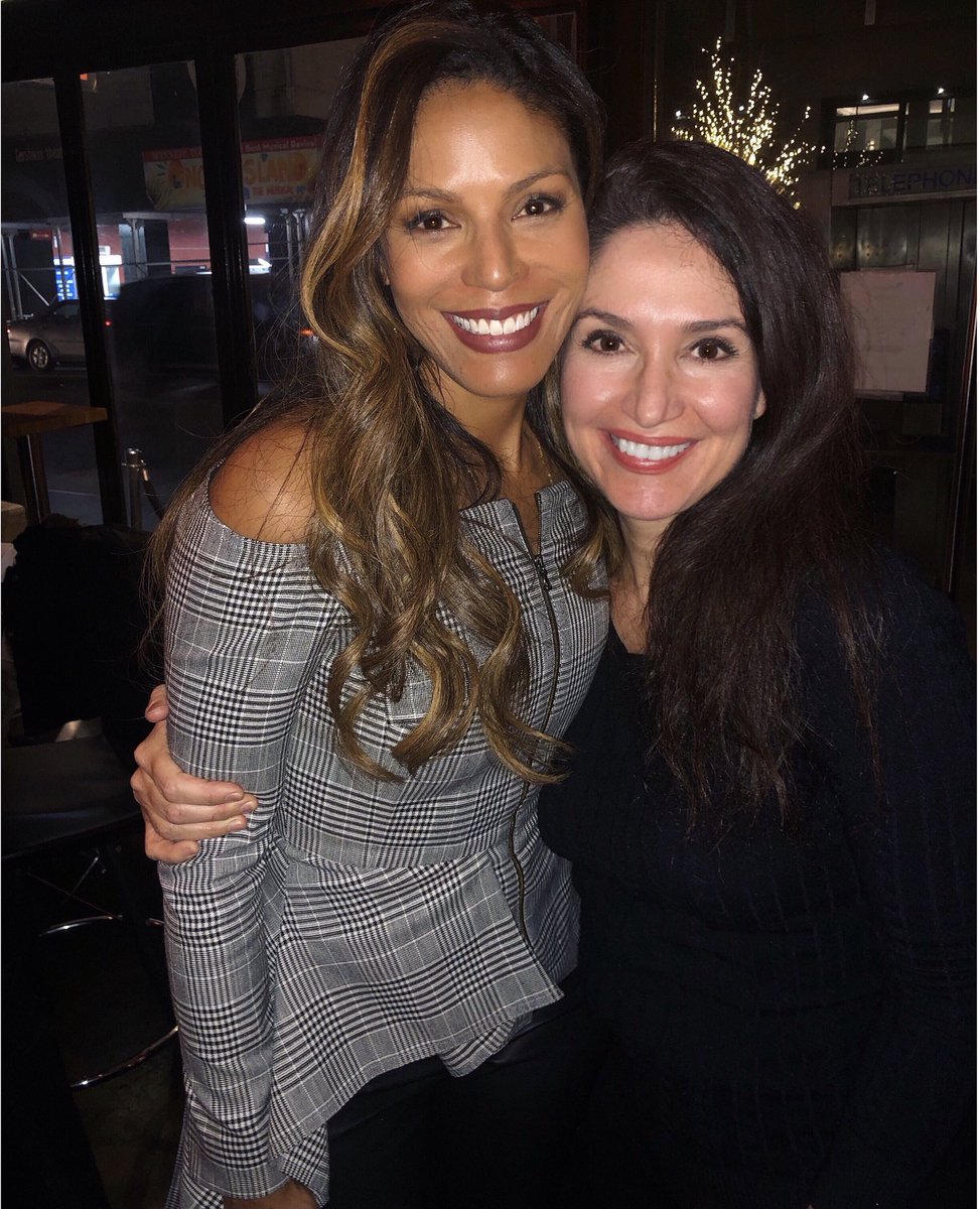 JoannaTopetzes's tweet photo. Always happy to see this beauty! @MerleDandridge in town for an amazing #Disney on #Broadway panel at @bwaycon! And we toasted the closing of our beloved @OnceIslandBway! ๐ดโค๏ธ#onceonthisisland #papage #broadwaycon https://t.co/ygZXB0XidM