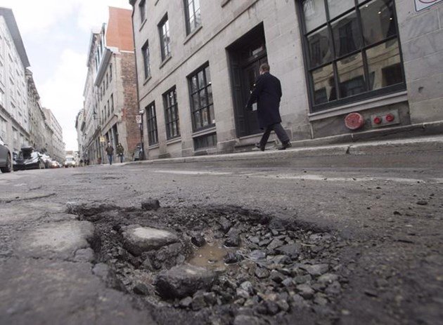 Underfunding, bad repairs, cited for why Canadian roads are breaking down bit.ly/2Hae7Sp https://t.co/x9pcJmke6M