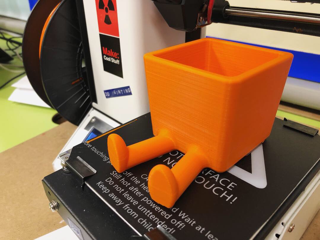 AlwaysComputing's tweet photo. Not posted a print in a while. #MadeAThing this week though, really cool little cactus planter! Long one at 20hrs, but the layer quality is excellent.
My obsession with a ๐ต continues!
#3dprinting #maker #cactus https://t.co/yhGtYOwNWB