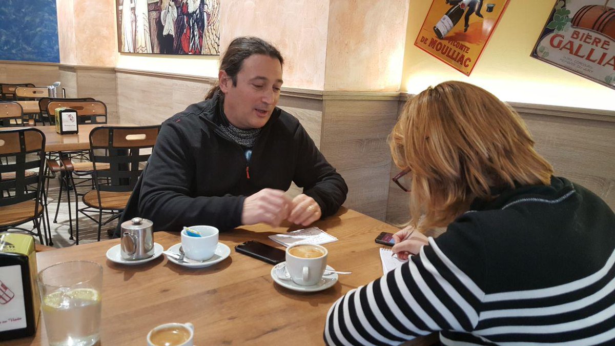 Israel_Hernando's tweet photo. Hace unos días con motivo del aniversario del #EfectoGamonal me entrevistaron en @burgosconecta, a quienes agradezco su labor informativa. Fue un rato agradable en el que también puede hablar de las necesidades de #Gamonal y #Burgos. Espero que la disfrutéis cuando se publique 😉 https://t.co/tvlejulho1
