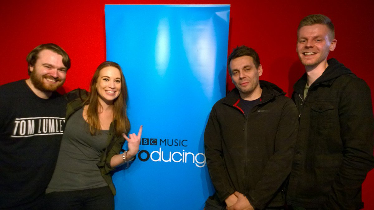 BBCIntroCambs's tweet photo. Tonight from 8 hear our #Studio2Session catch up with ace #Cambridgeshire rockers @falseheartsband as we chat about their EP 'Dirty Little Soul' + Find out more about #StIves based rapper @JayD228 in #GettingToKnowYou. #BBCIntroducing #NewMusic #TuneIn
https://t.co/ZzvS7HPgdK https://t.co/HgPqqly502