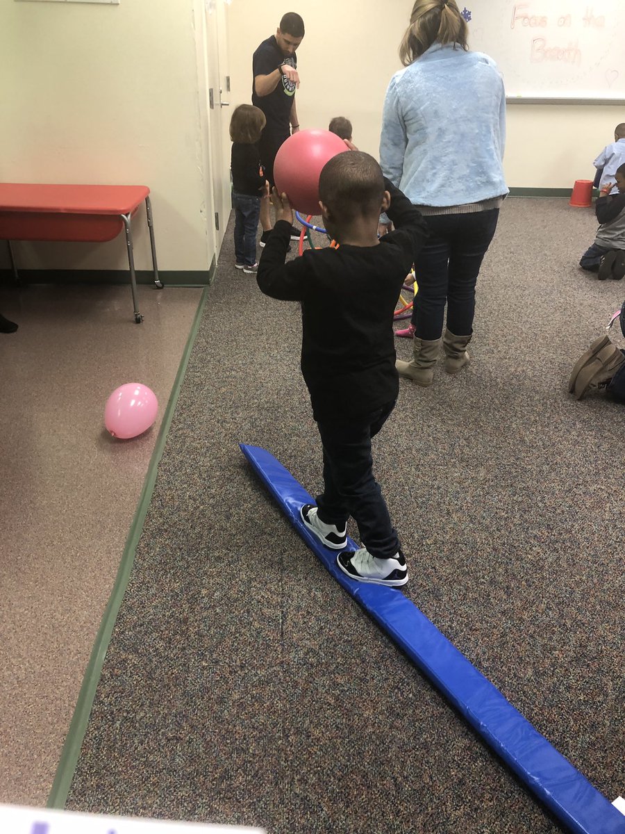 AtkinsHS_Magnet's tweet photo. Ready, Set, K! Great Job Sara Harmon and PE Instructors. This little boy is excited and ready for Kindergarten. @wsfcs https://t.co/F2PfmXO3Yo