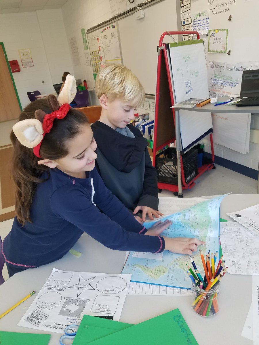 MGalloSLES's tweet photo. Applying the finishing touches on our geography projects... https://t.co/Bk8izPfGtc