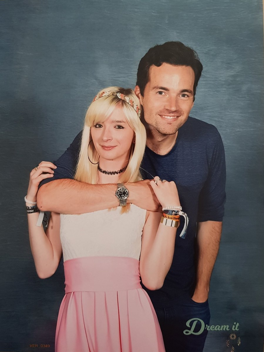 blissfull_style's tweet image. Hopefully @IANMHARDING comes to the #BTTD Con in Paris @DreamitCon ❤ If Ian comes this were our 6th met😍
