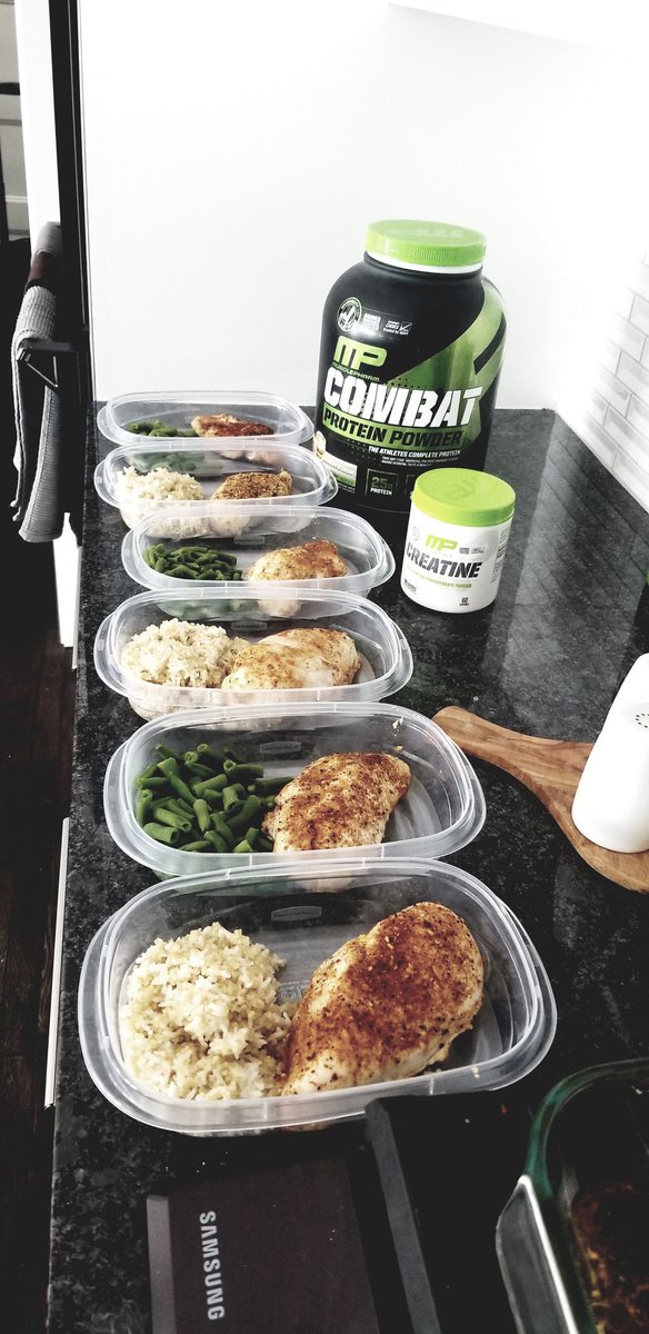 MatthewJon4's tweet photo. @MusclePharm Good food with great supplements = healthy 2019! https://t.co/kTk2wNs35H