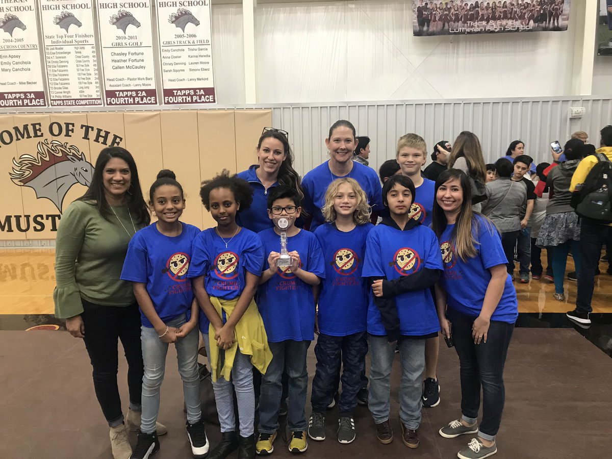 SharpJ4thNISD's tweet image. They did it!!! All of the kids’ hard work paid off!!! The Crumb Fighters won 2nd place in CORE Values....building future leaders. #ThisIsCNE @CarmenGarciaCNE #omgrobots #firstinTexas