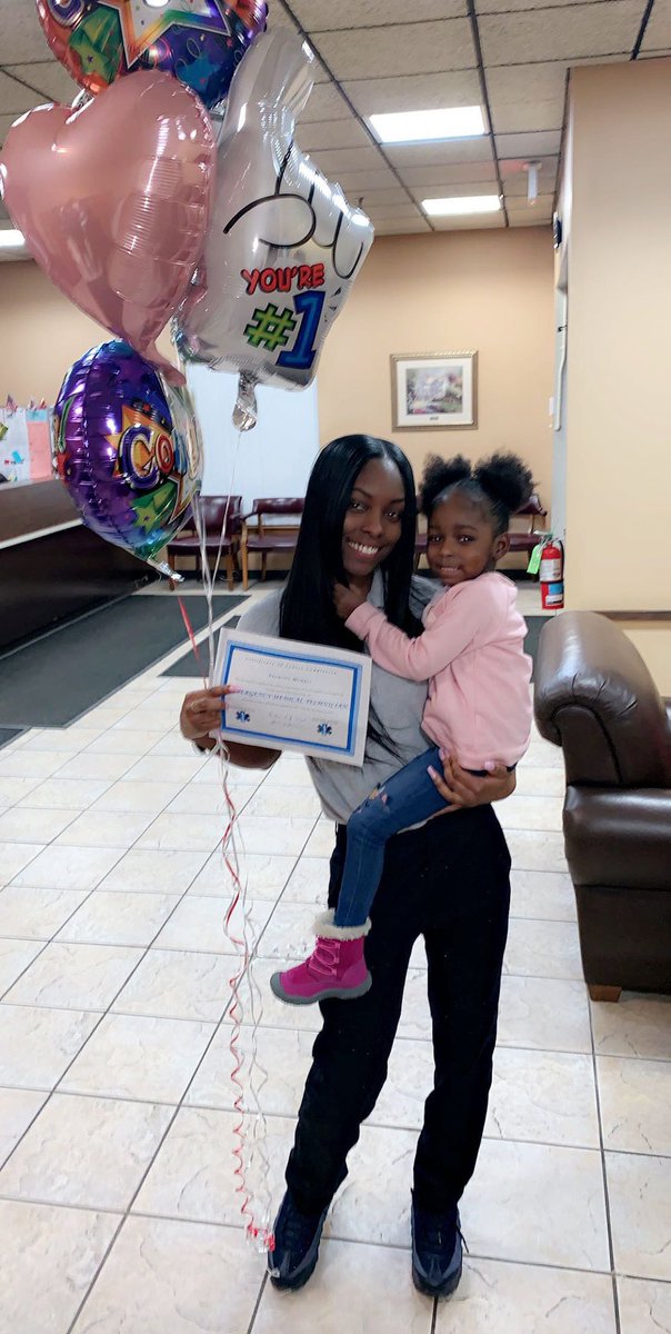 ___yasmineee's tweet photo. I thank you bc you made me hustle π€πΎ #CertifiedEMT #ParamedicUpNext π https://t.co/ge7Mx9ghqg