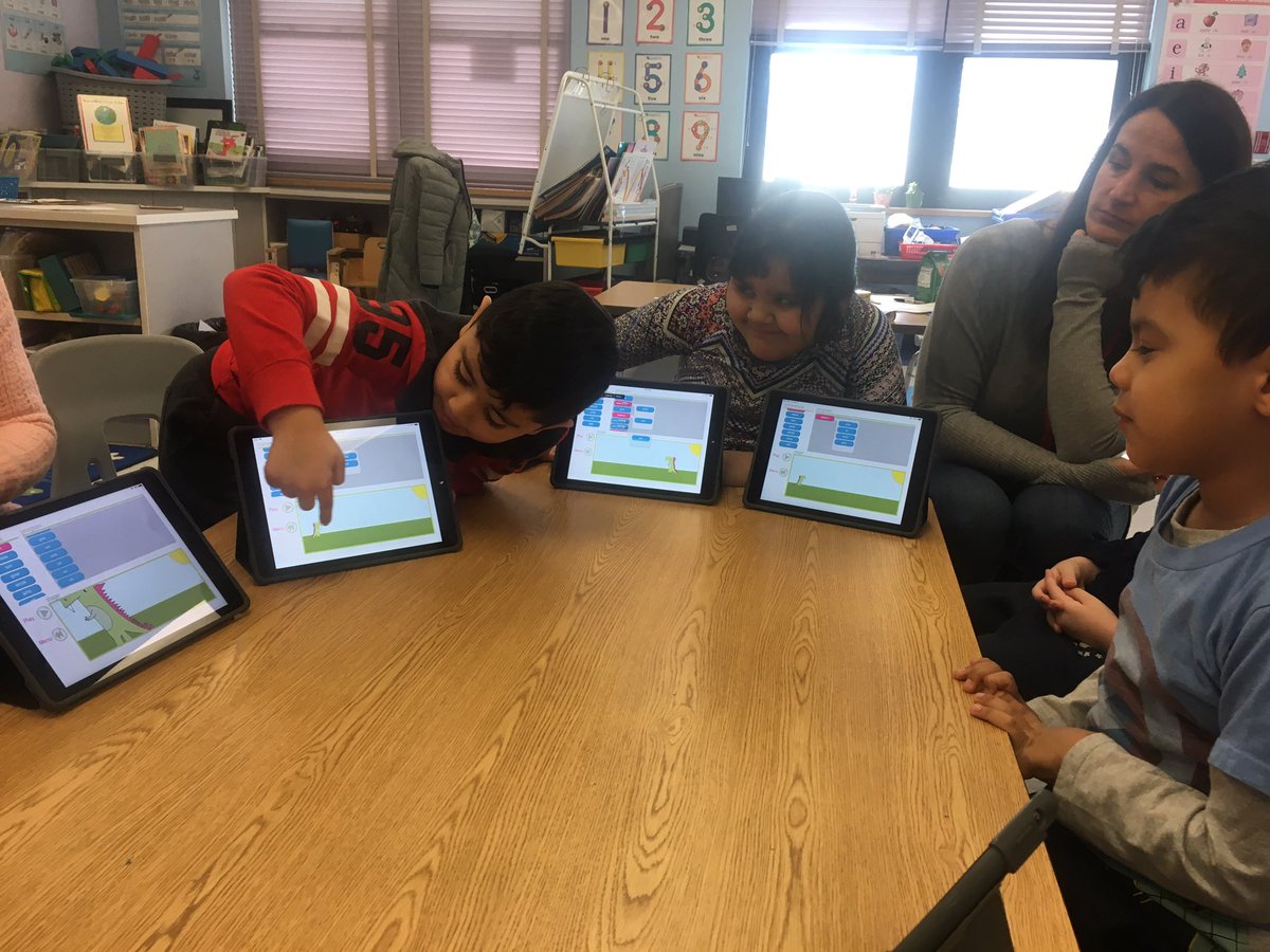 fallonsteam1's tweet image. Primary Ss having a blast using the Daisy the Dinosaur app to learn about loops and conditional commands.  @hopscotch @Sch_Principal @lisadepaola1 @AsstSupNezowitz #K12ComputerScience #coding