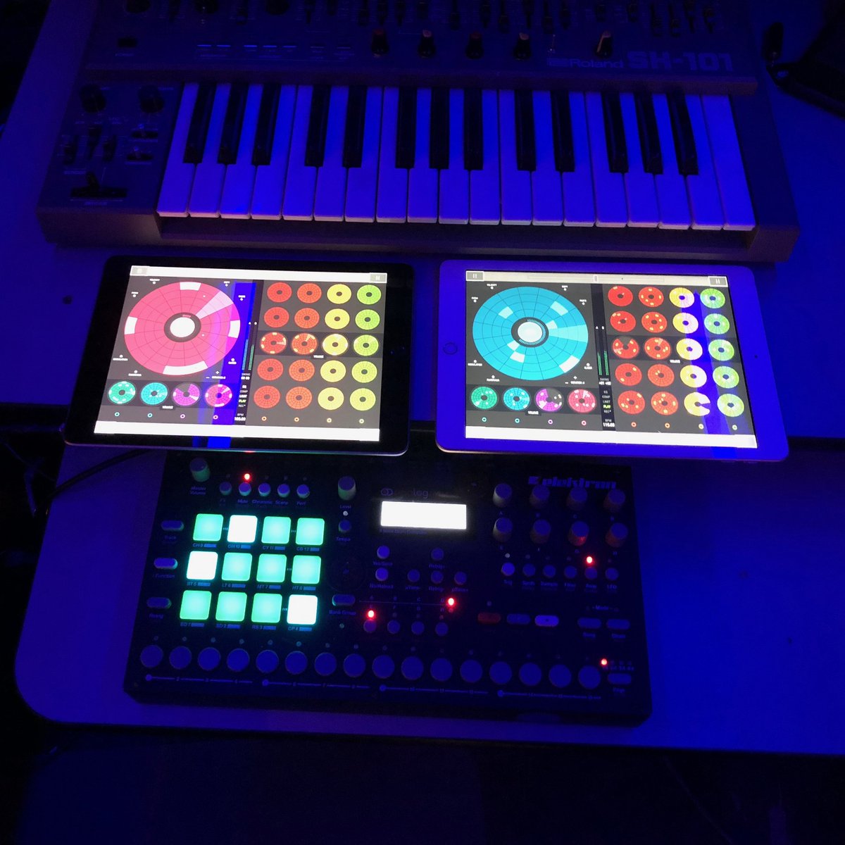 Loopseque's tweet image. Our Saturday
#loopseque8 #sh101 #elektron #ios