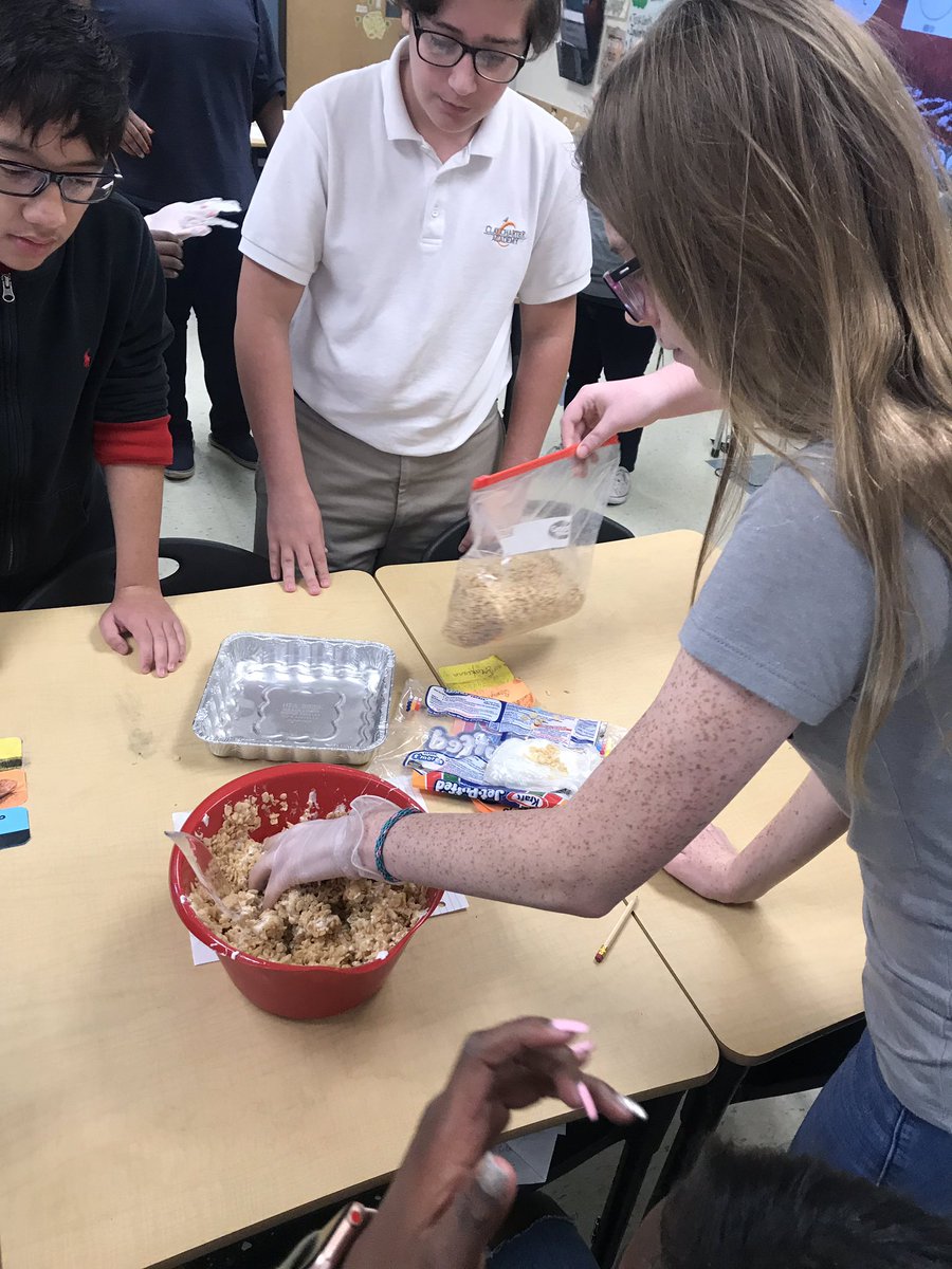 Clay_Charter's tweet photo. Our first Saturday School Session was a blast! Our Math Teacher, Ms. Emily Barnes, used the process of making Rice Krispie treats to figure out the area and volume of equations! #Saturdayschoolfun https://t.co/lde2ISzbnQ