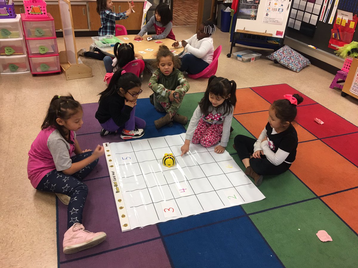 Bernard_Mrs's tweet image. We are learning quickly how to code in kindergarten! This week it was numbers, next week it is sight words! #NicoletPride #CodingKinders #DonorsChoose