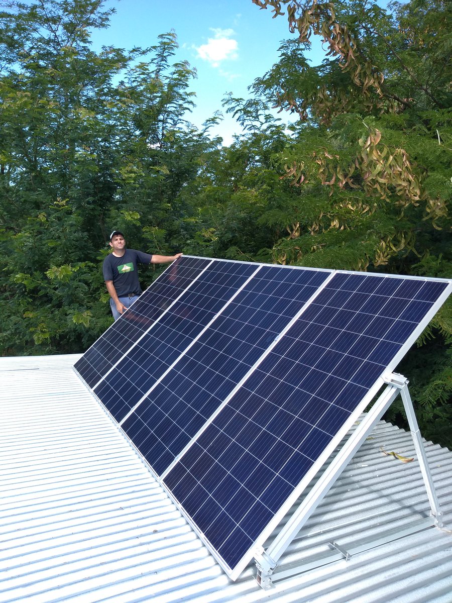 MagoSolar's tweet photo. #InstalandoelFuturo. https://t.co/ZPQlHcfc2Q