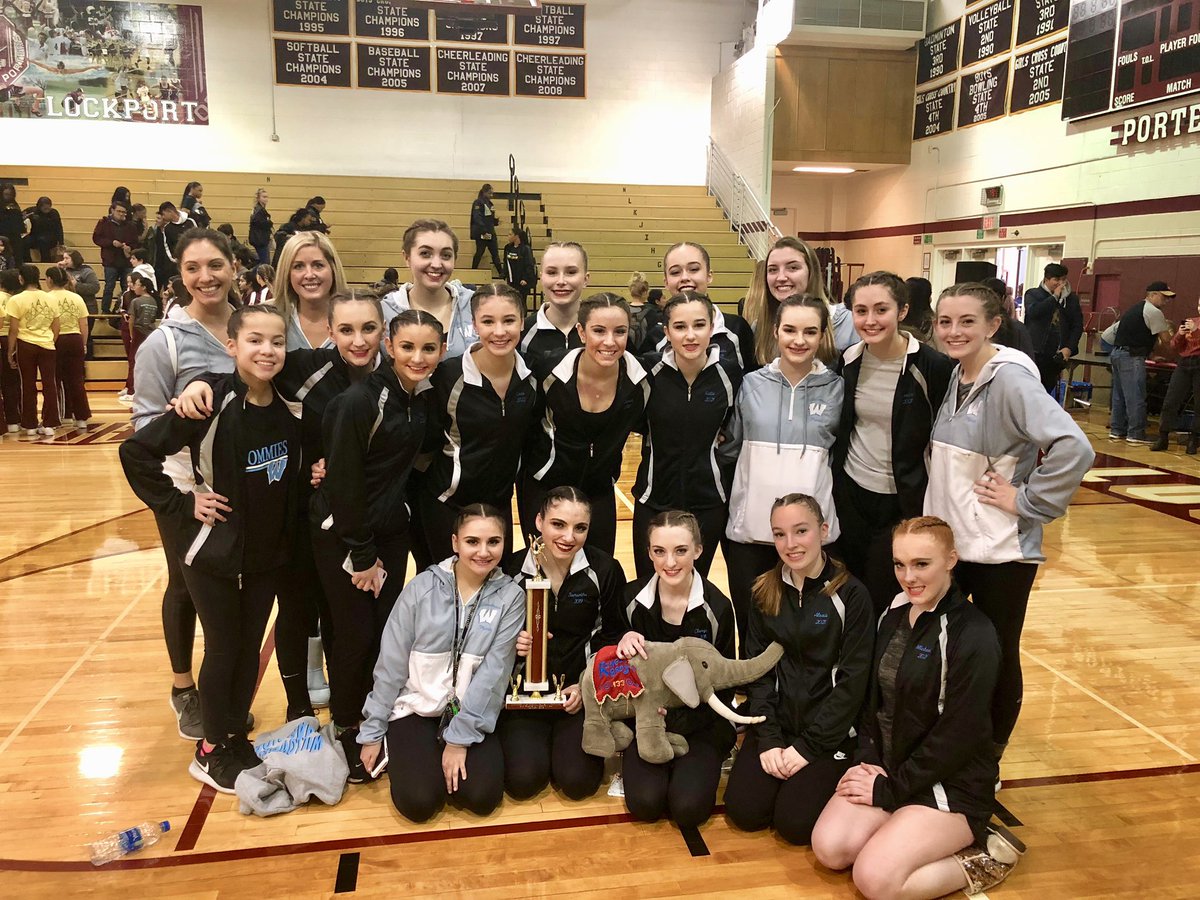 WBHSDance's tweet image. The WB Pommies are back💙2nd place🥈🏆 #ihsa #competitionday