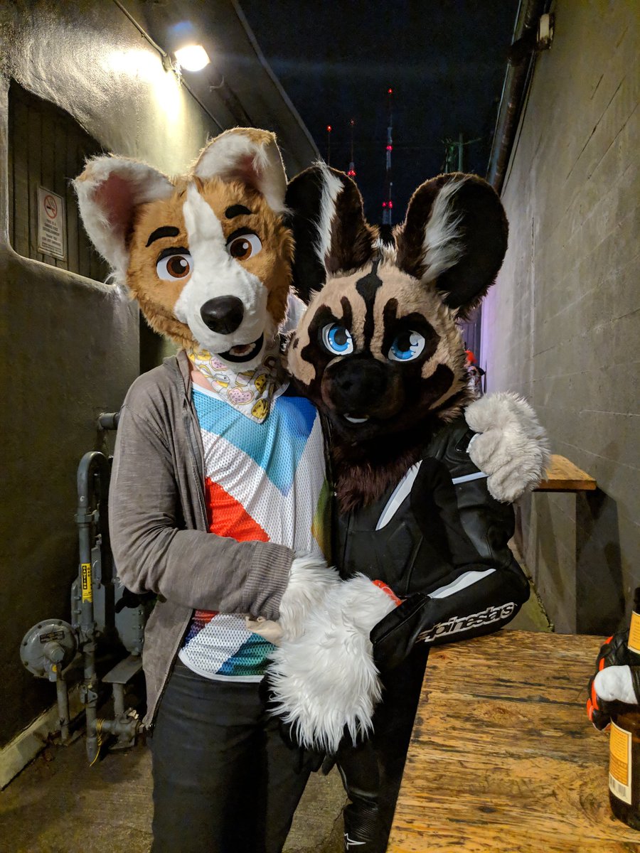 Foxos modern life tweet media