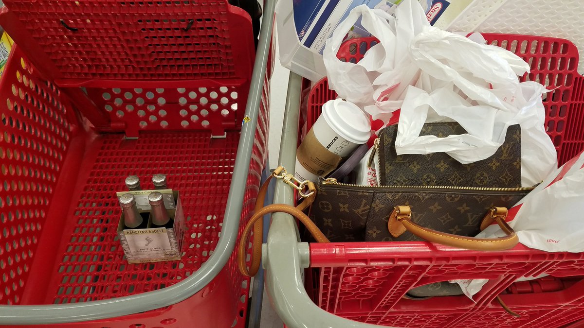 dimariebragg's tweet photo. One belongs to a friend expecting a baby. The other to one preping for a workshop w high schoolers. You decide. #TargetFunRun @MereCummings @jessiepjones @Target https://t.co/ZvXYE6cE5Z