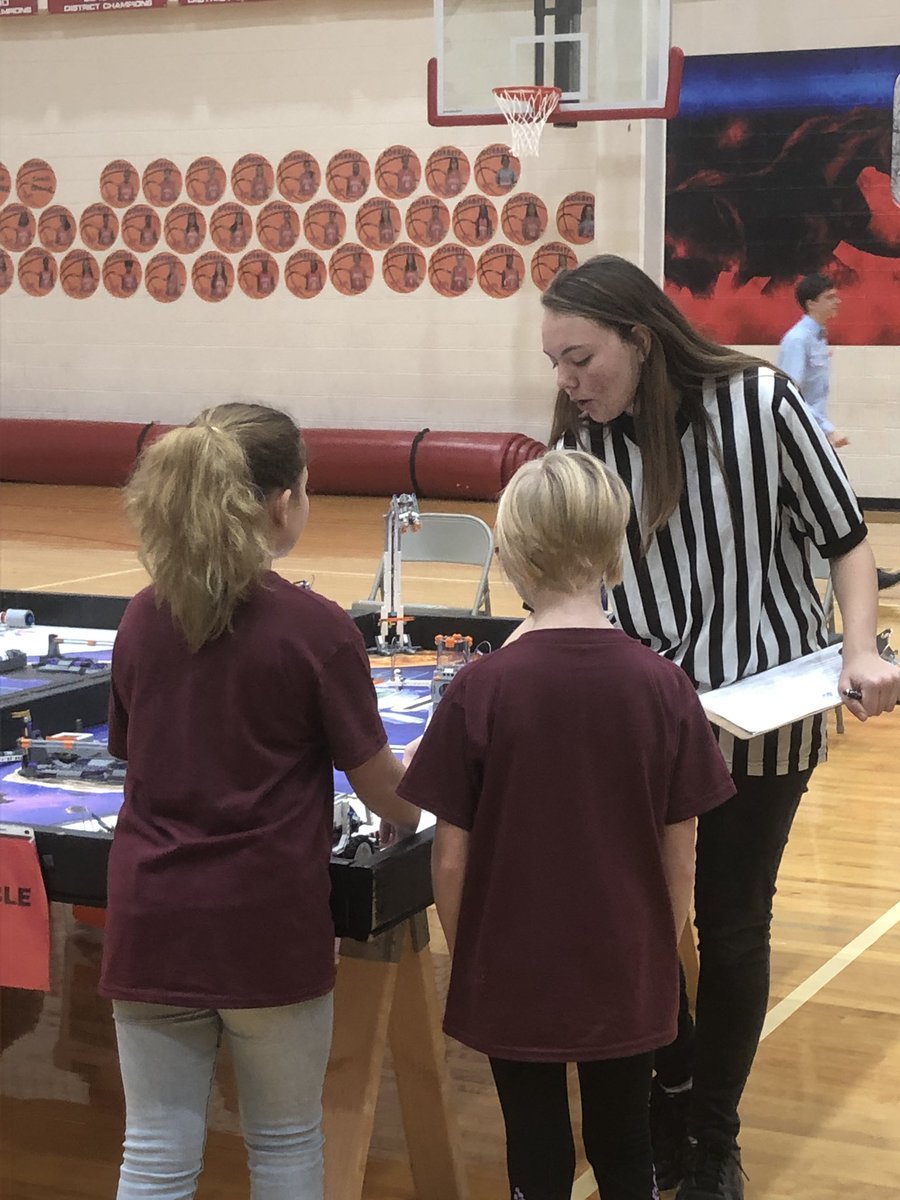 GVGrizzlies's tweet photo. Astro Einsteins prepping for round 2 on the robot game table. Great thinking, Grizzlies! #GoGrizzlies #RoboticsLeaders https://t.co/EEtXTOuvgV