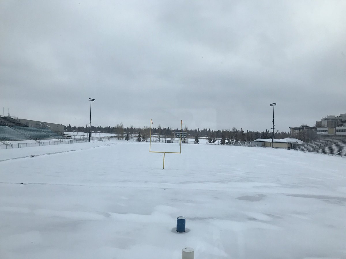 _Kinneth_'s tweet photo. @coachlambo Thank you for showing me around @skhuskies yesterday during my BRIT tournament https://t.co/Qf1rCNaMRd