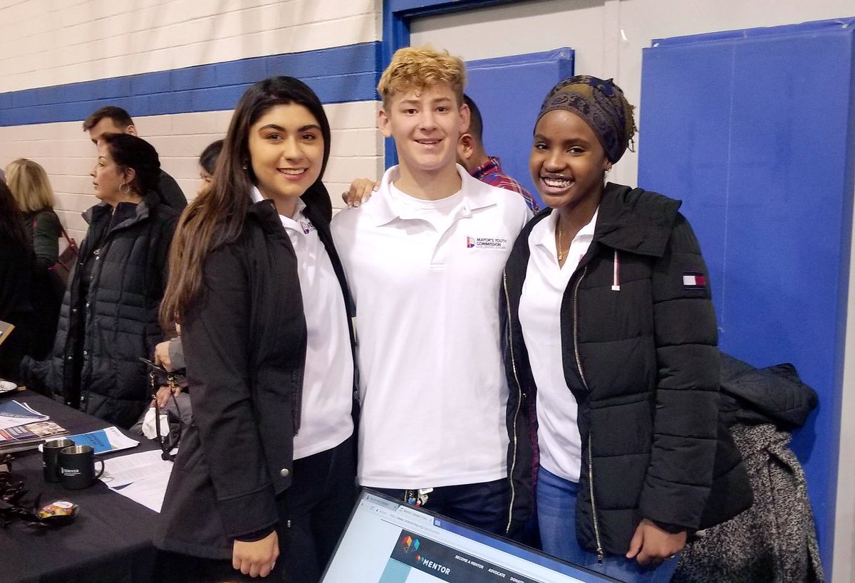 CityOfDenverOCA's tweet photo. Mayors Youth Commission members at #CabinetintheComminityππΎππΎππΎ amazing time with the great people of #SWDenver today ππ½ #LoveThisPlaceDenver @MayorHancock https://t.co/hkNWEmUbGP