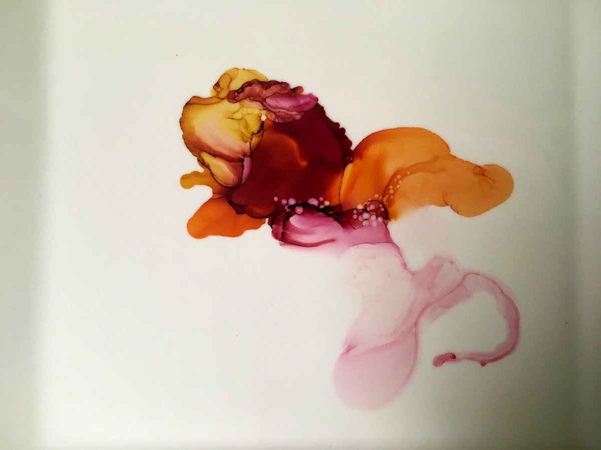 sznecke's tweet image. Ein weiter Test 

Ihr Lieben...euch allen wünsche ich einen wunderbaren Abend ✨💫✨ mögen die Farben mit euch sein 👩‍🎨🔮🖼

Wieder einmal ein Keramik Objekt...dieses Mal ausschließlich mittig bemalt.

#alcoholinks on #keramic