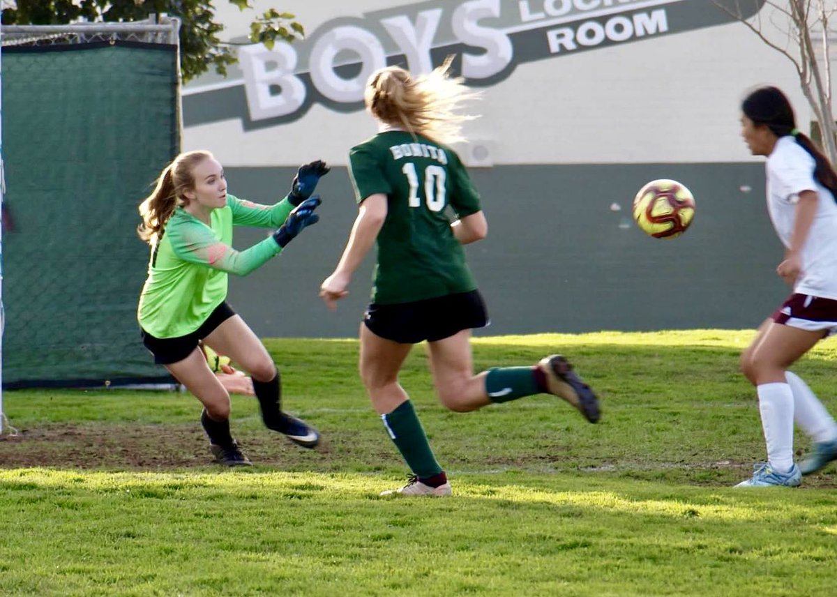 TRLeVeque's tweet photo. .@AllisonVeque Welcome to Twitter, kid! 😃 Go Bearcats! ⚽️ #BonitaBearcats #SGVSurf #WestCoastGK https://t.co/UfIulKmrsT