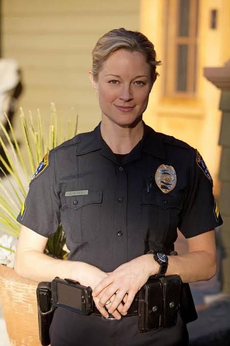 SeriesTWBZ's tweet photo. TOP PERSONAGENS LGBTs

63 • Stef Foster - The Fosters https://t.co/JdXo8TuPGz