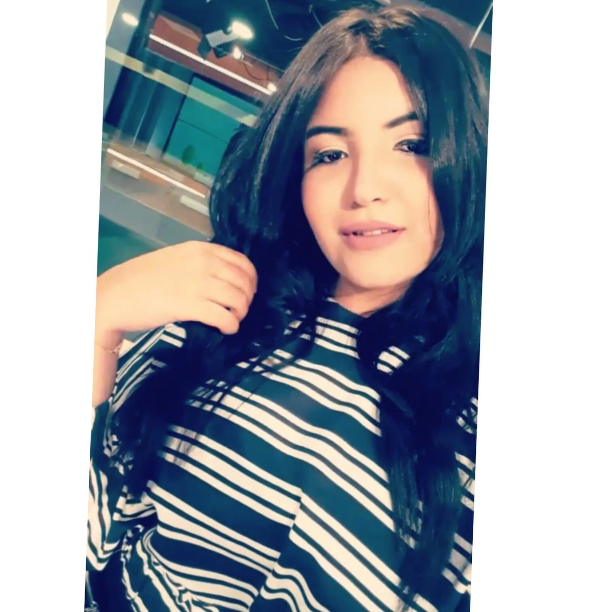 Nidalradi_'s tweet photo. #NouvellePhotoDeProfil https://t.co/fYo4QdN0ZY