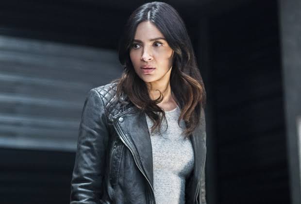 SeriesTWBZ's tweet photo. TOP PERSONAGENS LGBTs

61 • Maggie Sawyer - Supergirl https://t.co/bdXDQyfHhV