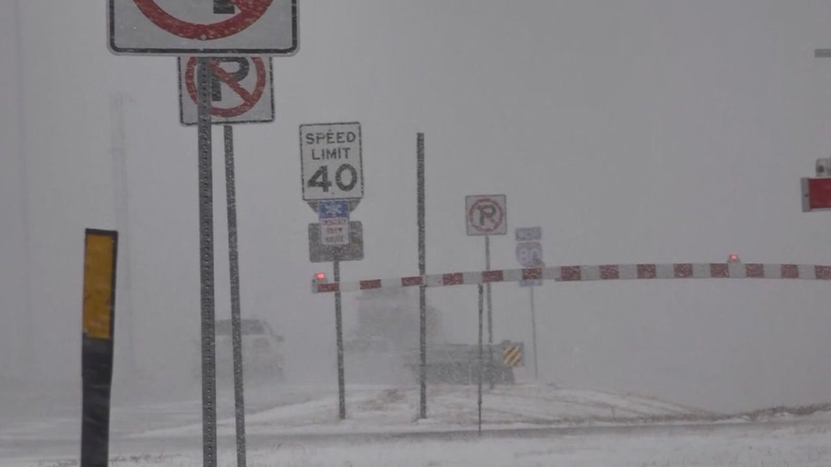 Snow to blanket more than 1,500 miles of the US this weekend bit.ly/2D7EoNb https://t.co/xXNKlcWPT7
