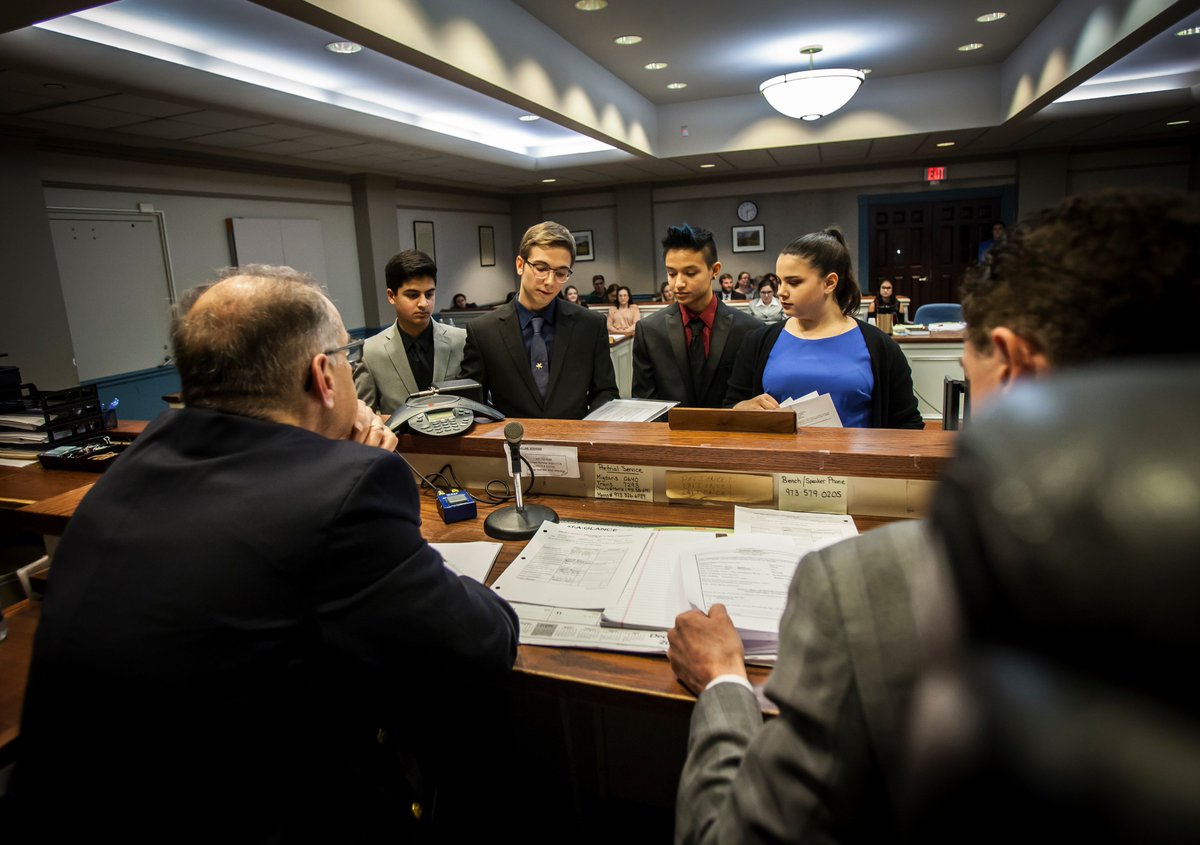freelphoto's tweet photo. Lots of Drama during the first night of the Sussex County Mock Trail competition. Check out our story at https://t.co/hp0Ne6yAeN and more photos at https://t.co/8SQu5PtiCu.
#MockTrial #SussexCountyMockTrial #LawandOrder #njherald https://t.co/sCDfFnPehY