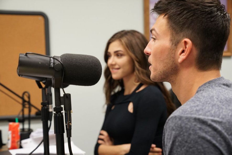 TeamCiaraBen's tweet photo. Cinners are hoping for a video of the interview!π€πΌππΌππ₯β€οΈ
@MrRobertScott @victoriakonefal also have interview chemistry! It was sizzling hot on the podcast! #Cin #RoVi #Days #DOOL #InsideSalem
@MichaelFairman @itsGrantsRants @nbcdays @DaysofourLives https://t.co/izCT0pikNu